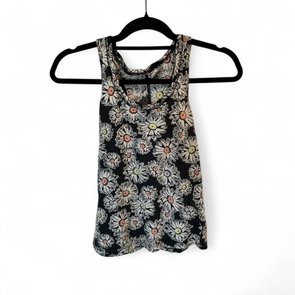 Urban Outfitters floral tank size‎ XS